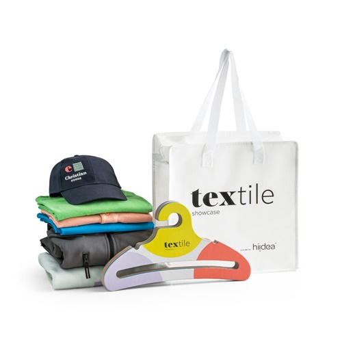TEXTILE SHOWCASE. Kit textile